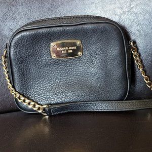 Sac à main MK à bandoulière avec compartiments cartes (voir photos)